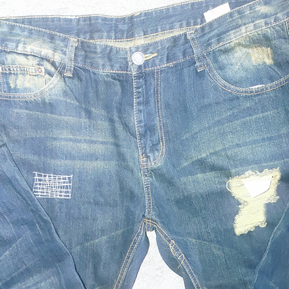 Men's Fashion Jeans - Picture 3 of 4